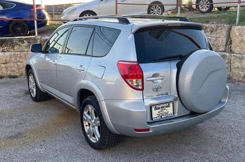 2007 Toyota RAV4 Sport