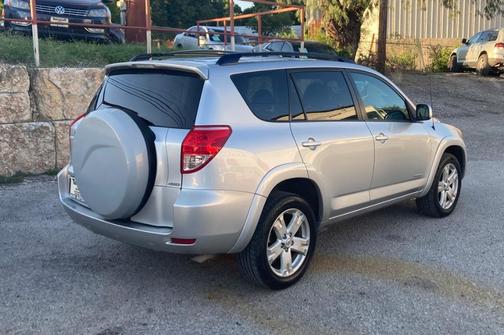 2007 Toyota RAV4 Sport
