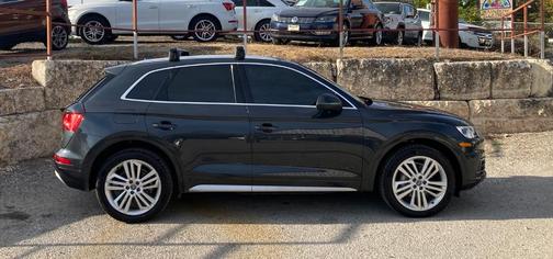 2018 Audi Q5 2.0T Prestige