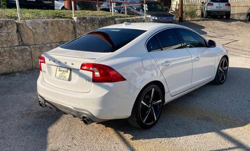 2016 Volvo S60 T5 R-Design
