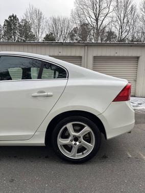 2012 Volvo S60 T5
