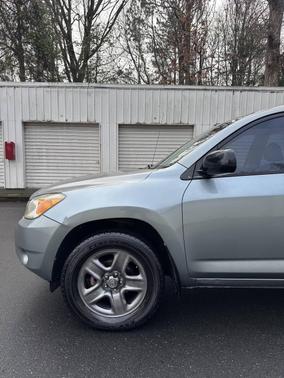 2006 Toyota RAV4 Base