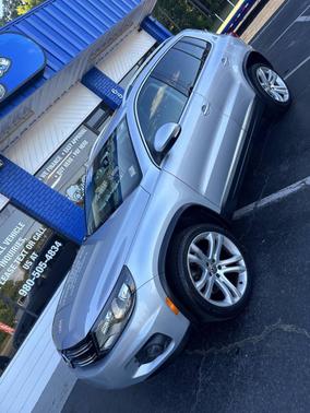 Reflex Silver Metallic 2013 Volkswagen Tiguan SEL