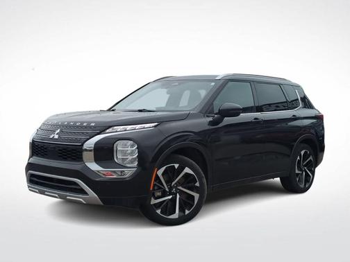 Black Diamond 2022 Mitsubishi Outlander SEL