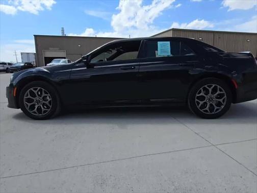 2018 Chrysler 300 S