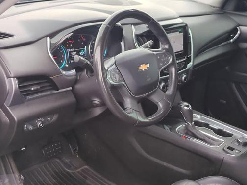 Mosaic Black Metallic 2019 Chevrolet Traverse Premier