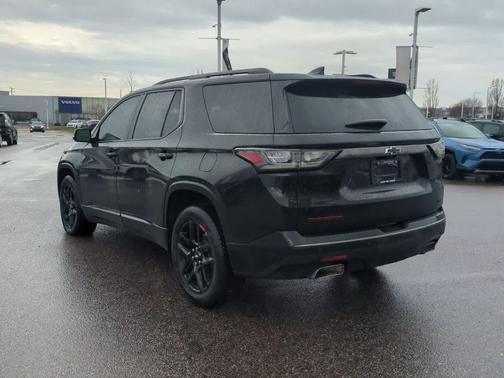 Mosaic Black Metallic 2019 Chevrolet Traverse Premier
