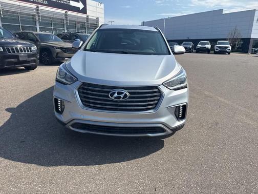 Circuit Silver 2017 Hyundai SANTA FE Limited