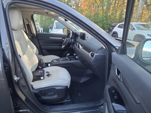 2023 Mazda CX-5 2.5 S Preferred Package