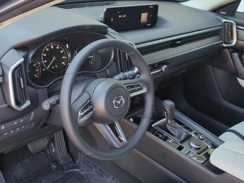 2026 Mazda CX-50 Premium