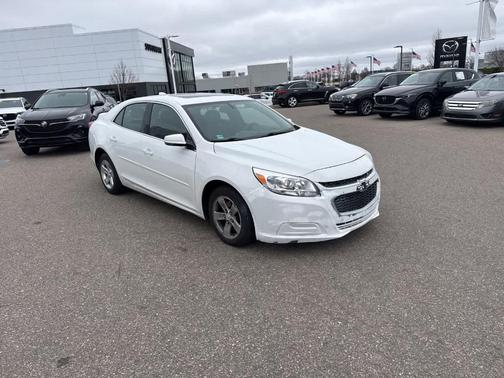 2015 Chevrolet Malibu 1LT