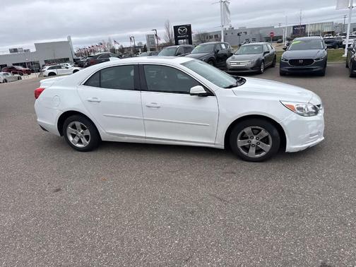 2015 Chevrolet Malibu 1LT