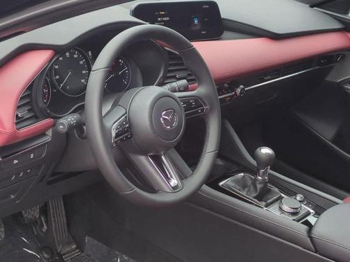 2026 Mazda Mazda3 FWD w/Premium Package
