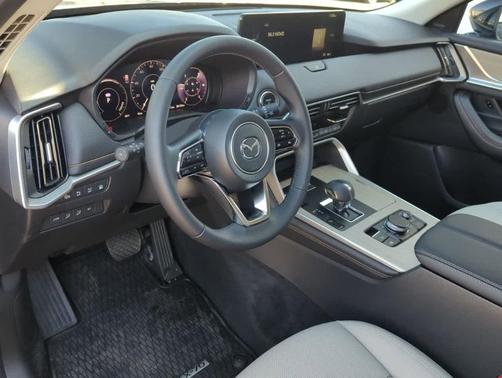 2025 Mazda CX-70 PHEV Premium Package