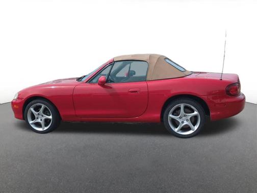 Red 2001 Mazda MX-5 Miata