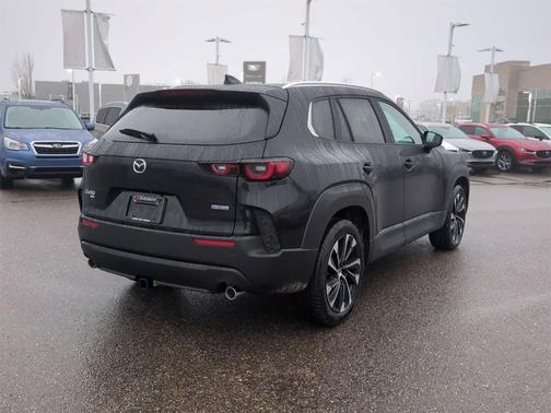 2026 Mazda CX-50 Premium Plus