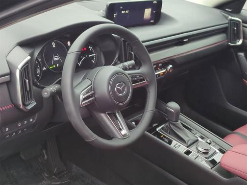 2026 Mazda CX-50 Premium Plus