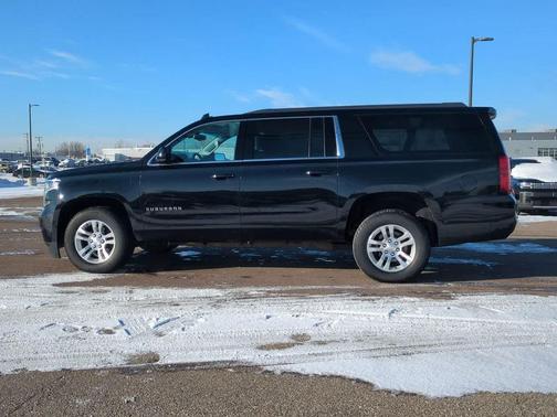 2017 Chevrolet Suburban LS