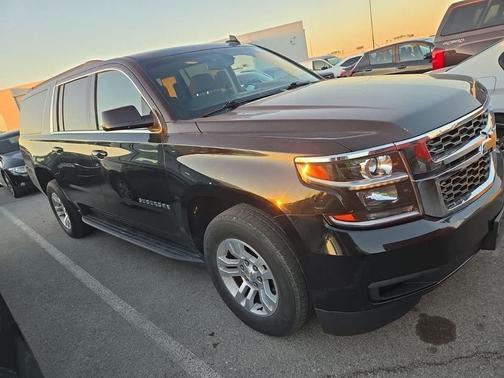 2017 Chevrolet Suburban LS