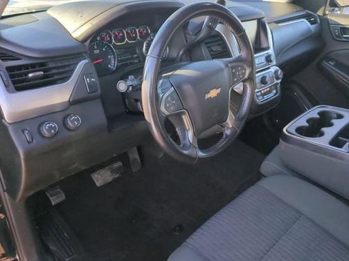 2017 Chevrolet Suburban LS