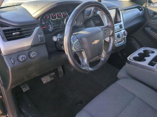 2017 Chevrolet Suburban LS