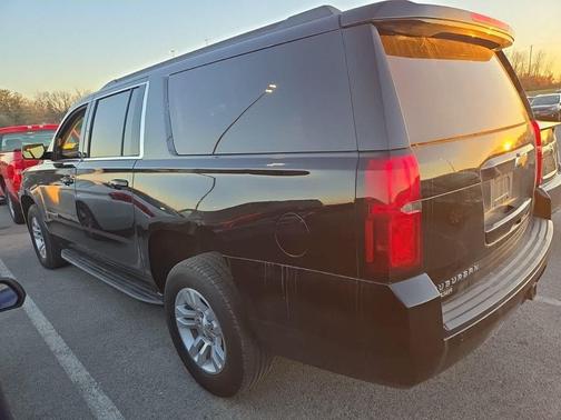 2017 Chevrolet Suburban LS