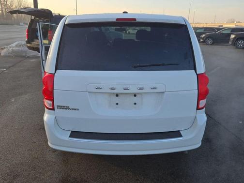 2016 Dodge Grand Caravan AVP/SE
