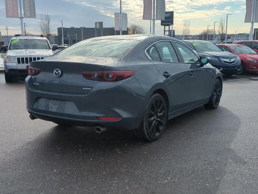 2023 Mazda Mazda3 2.5 S Carbon Edition