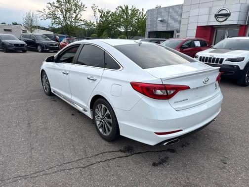 Quartz White Pearl 2016 Hyundai SONATA Sport