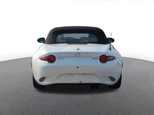 Snowflake White Pearl 2023 Mazda MX-5 Miata Grand Touring
