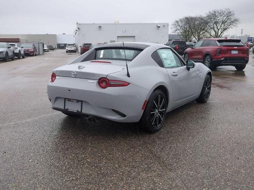 Metallic 2026 Mazda MX-5 Miata GRAND TOURING