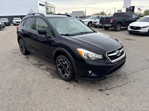 Crystal Black Silica 2014 Subaru XV Crosstrek 2.0i Premium