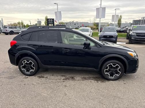 Crystal Black Silica 2014 Subaru XV Crosstrek 2.0i Premium