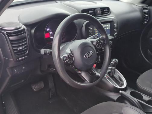 2019 Kia Soul Base