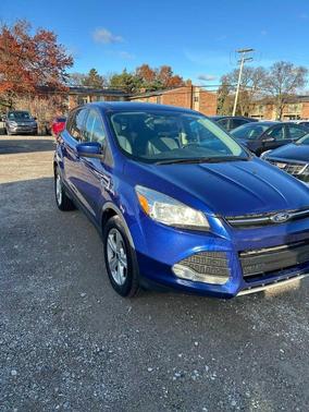 2015 Ford Escape SE