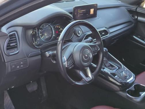 2023 Mazda CX-9 Carbon Edition