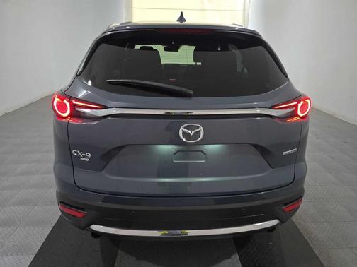2023 Mazda CX-9 Carbon Edition