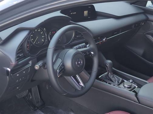 2026 Mazda Mazda3 2.5 S Carbon Edition