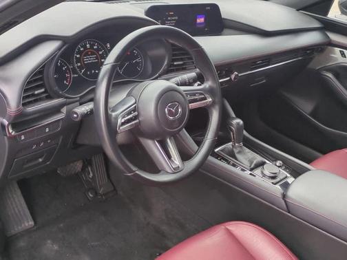 2023 Mazda Mazda3 Carbon Edition