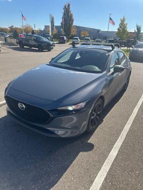 2023 Mazda Mazda3 Carbon Edition