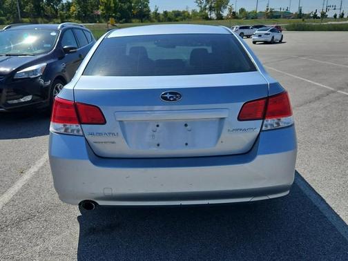 2013 Subaru Legacy 2.5i Sport