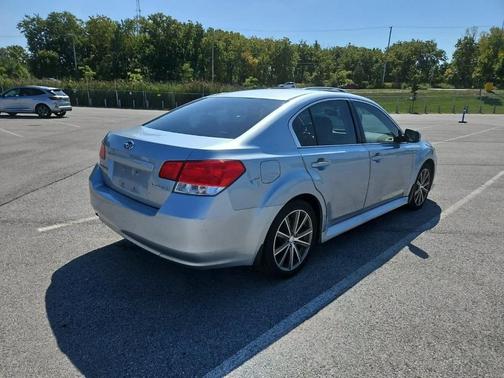 2013 Subaru Legacy 2.5i Sport