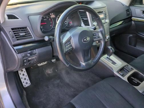 2013 Subaru Legacy 2.5i Sport