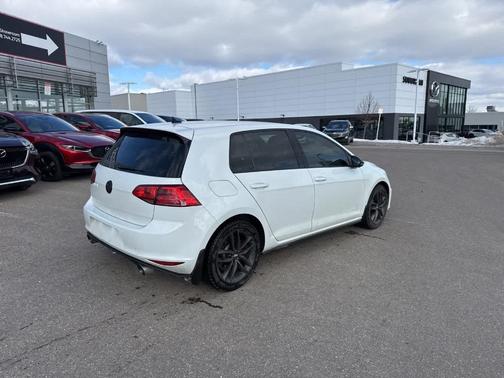 2017 Volkswagen Golf GTI Sport 4-Door