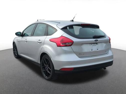 Ingot Silver 2016 Ford Focus SE