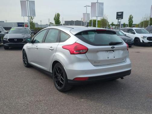 Ingot Silver 2016 Ford Focus SE
