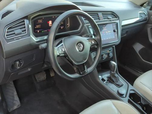 2019 Volkswagen Tiguan 2.0T SEL Premium