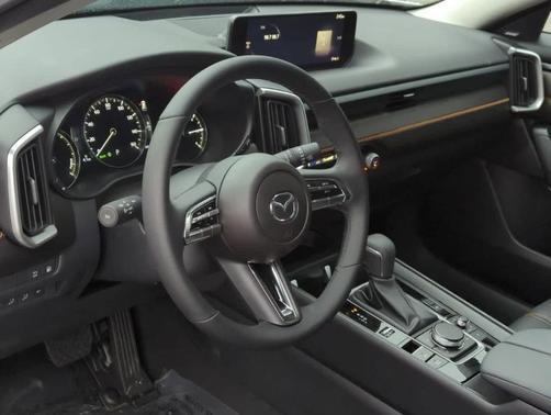 2025 Mazda CX-50 Premium Package