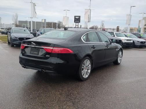 2020 Jaguar XF 25t Prestige