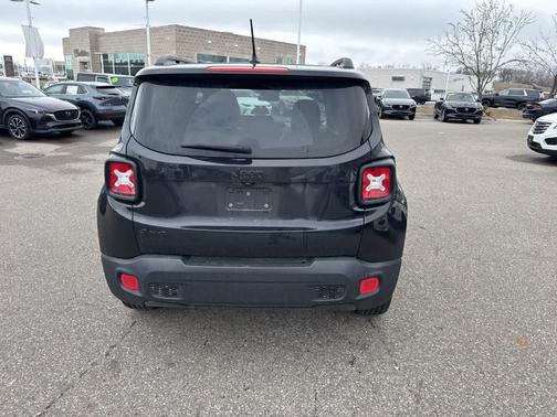 2017 Jeep Renegade Altitude